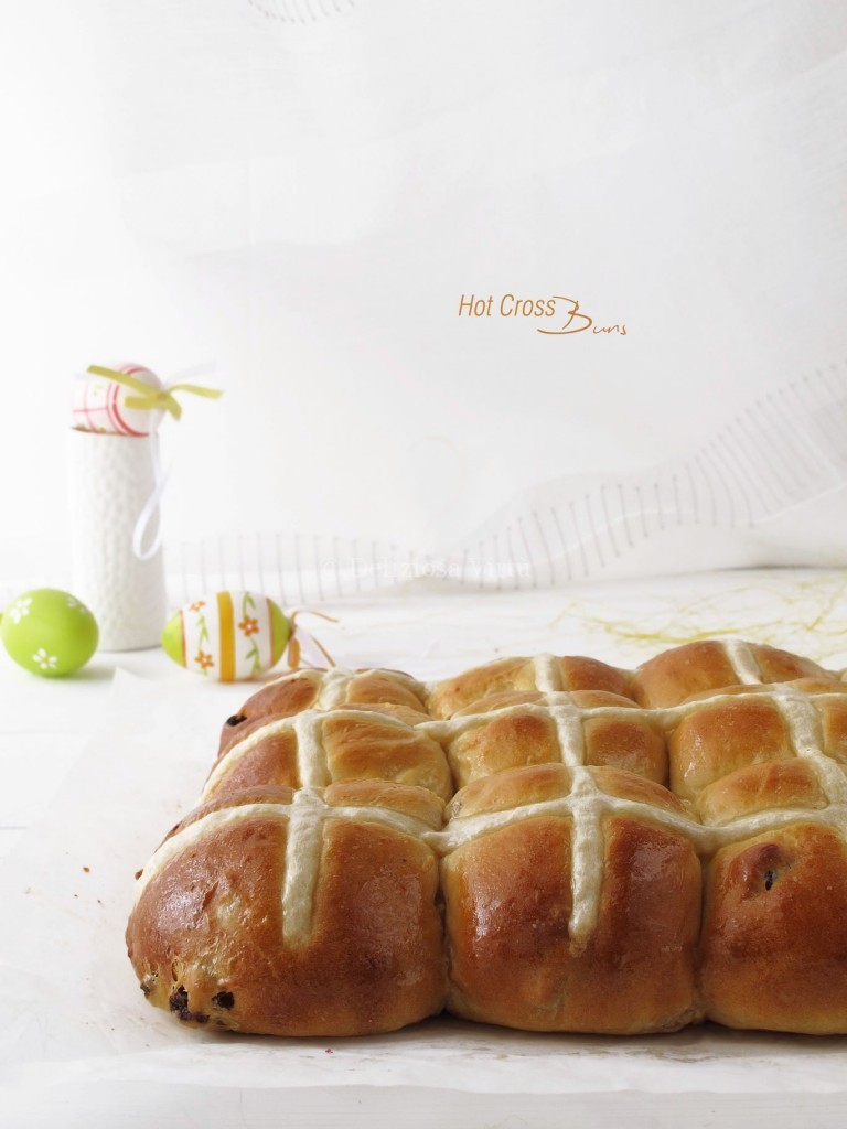 Hot cross buns 0